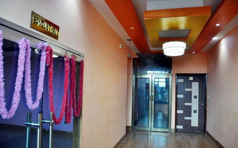 HOTEL CENTRAL AVENUE, Narsinghpur 5